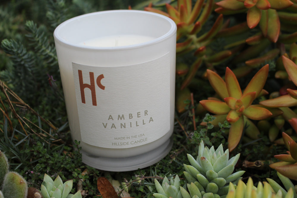 Scent Chronicles - Amber Vanilla: A Warm Embrace in a Jar