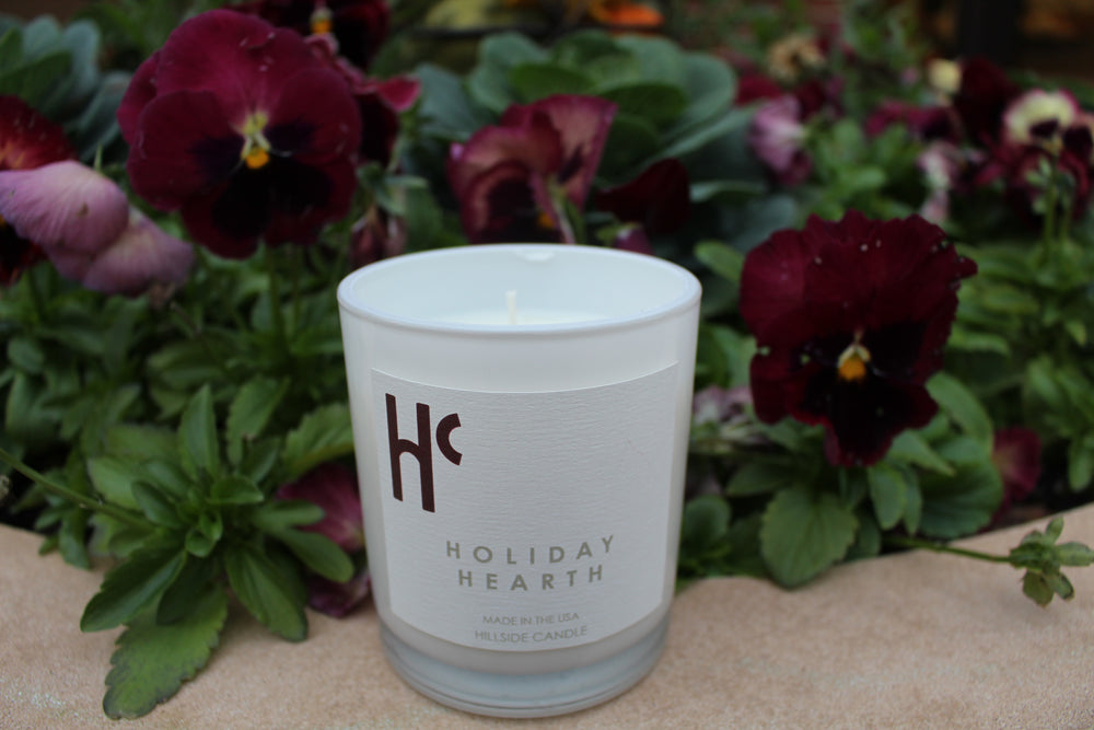Scent Chronicles - Holiday Hearth: Where Memories Gather